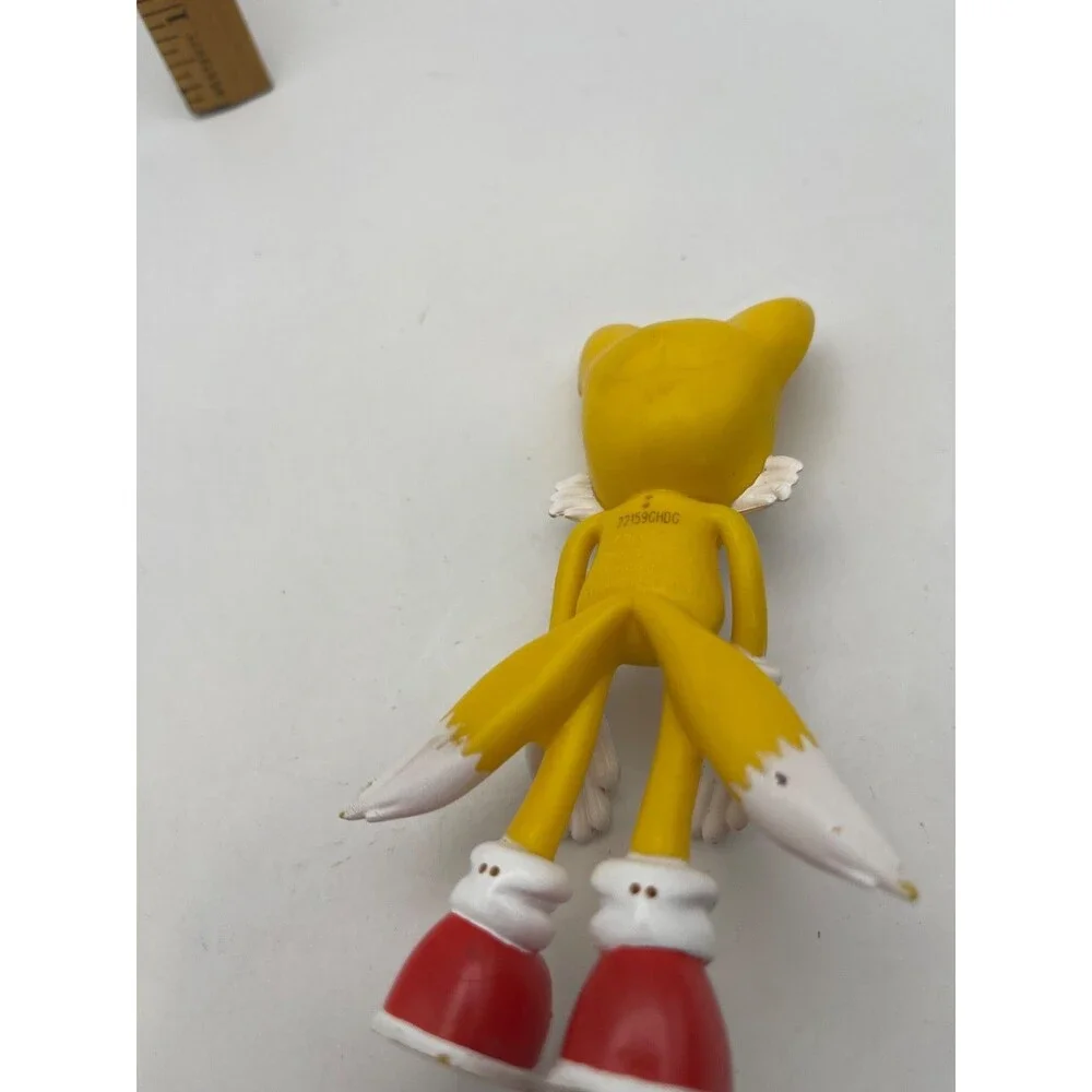 Sonic Tails Figure 5